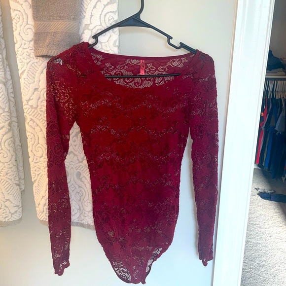 Lace bodysuit - Picture 1 of 3